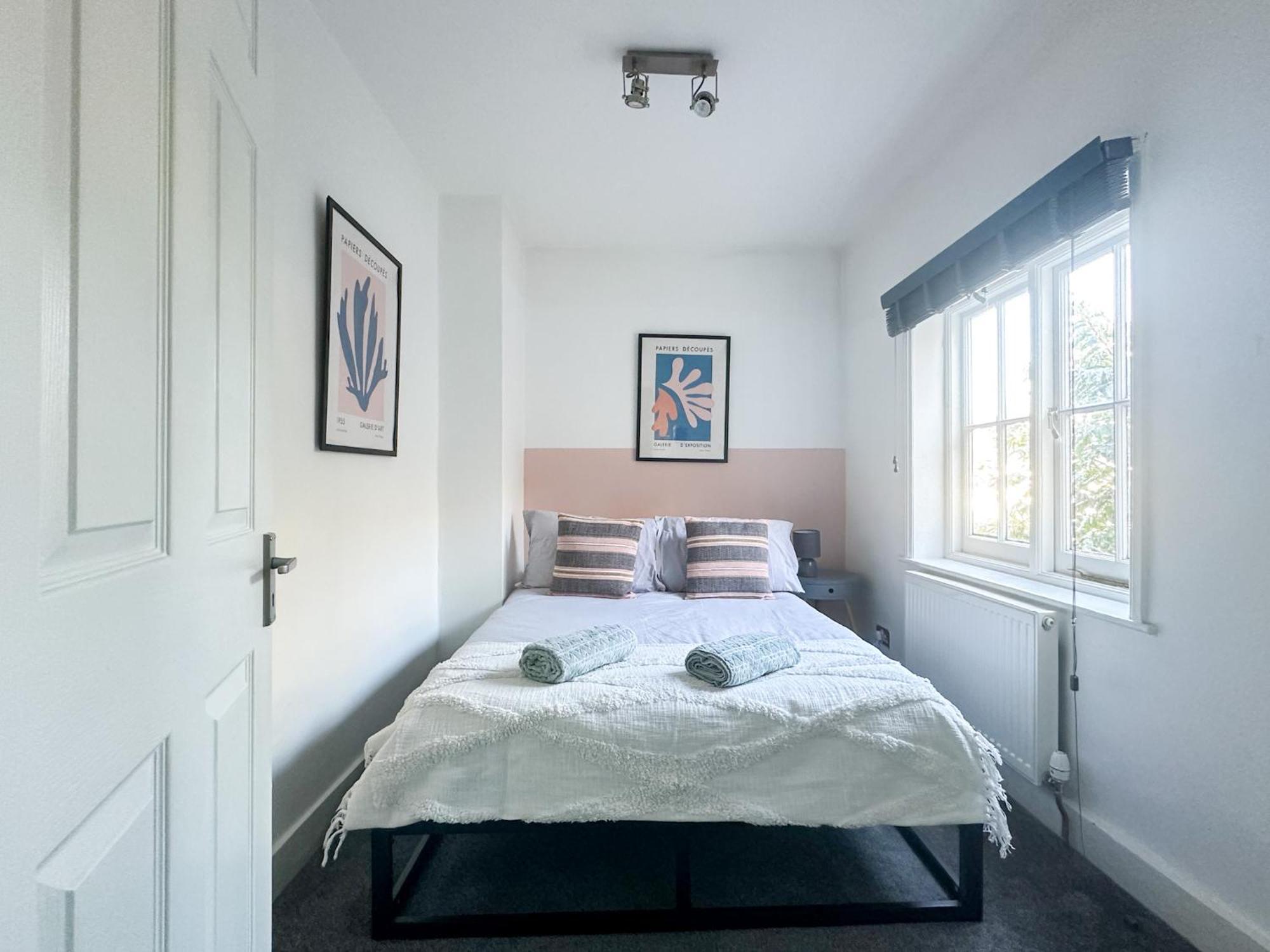 Stylish & Spacious City Centre 3-Bedroom Townhouse - Sleeps 6 كانتربيري المظهر الخارجي الصورة