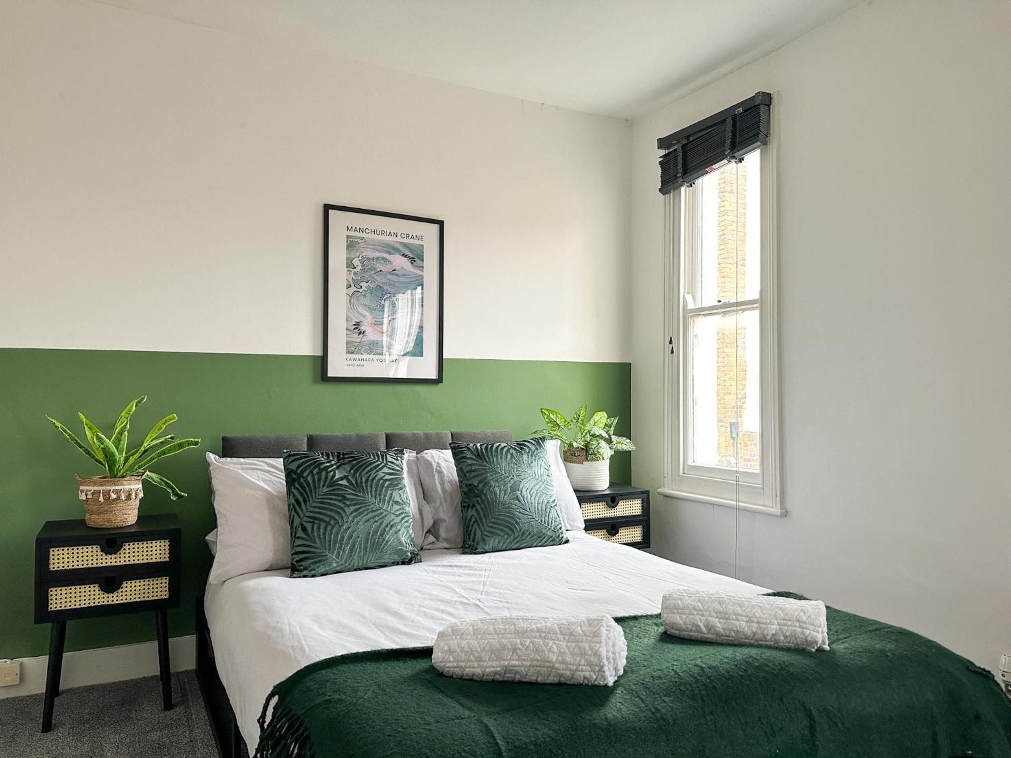 Stylish & Spacious City Centre 3-Bedroom Townhouse - Sleeps 6 كانتربيري المظهر الخارجي الصورة